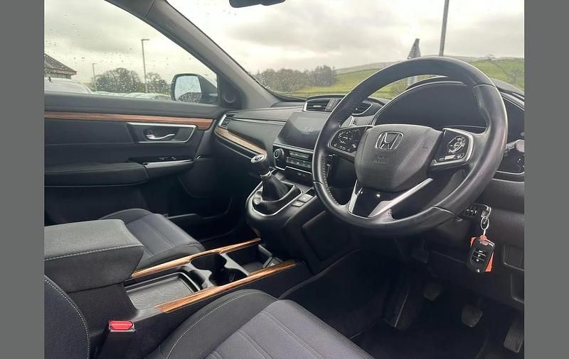 Used Honda CR-V SE 173 HP (127 kW) 2018 White SUV