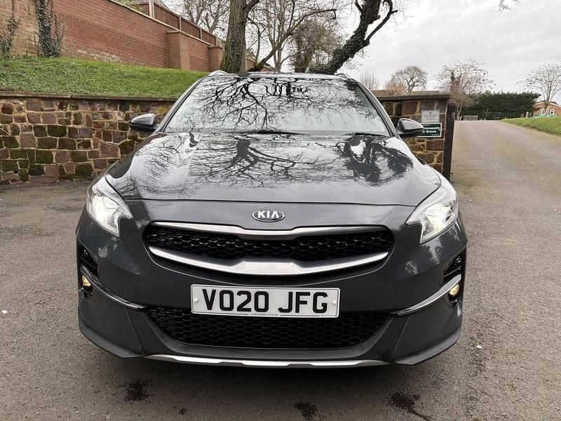 Used Kia XCeed 140 HP (102 kW) 2020 Grey SUV