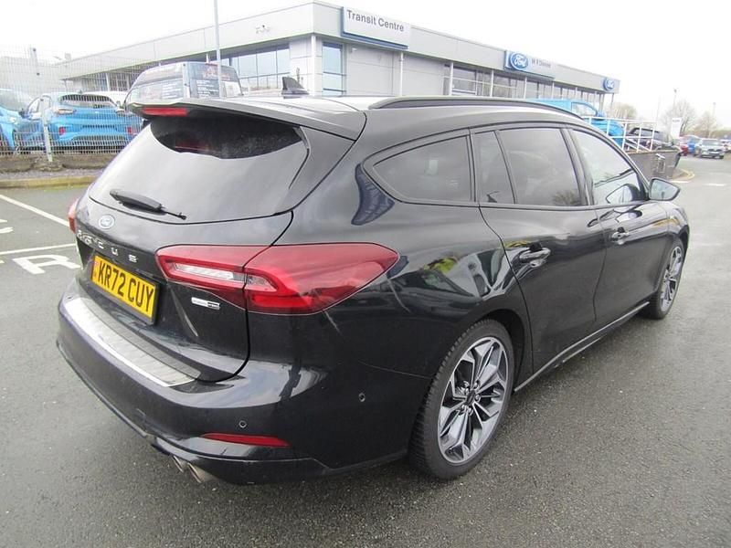 Used Ford Focus ST-Line 125 HP (91 kW) 2022 Agate black Estate
