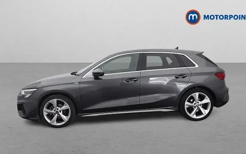 Used Audi A3 Sportback S-Line 150 HP (110 kW) 2024 Hatchback