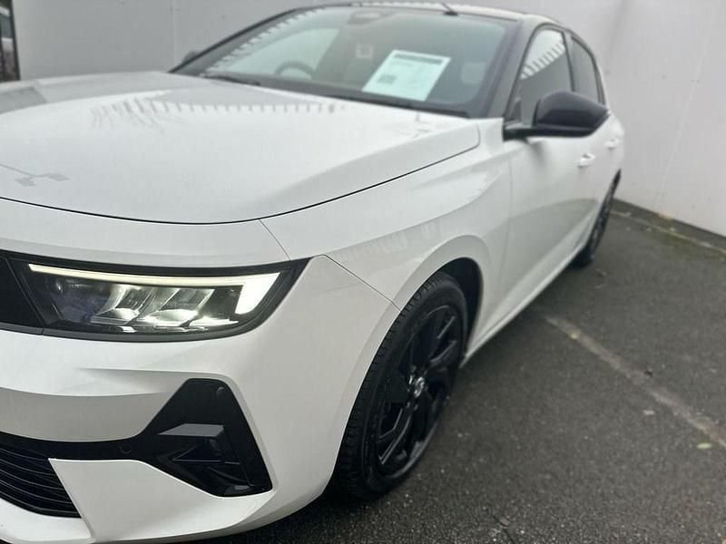 Used Vauxhall Astra S 130 HP (95 kW) 2024 White Hatchback