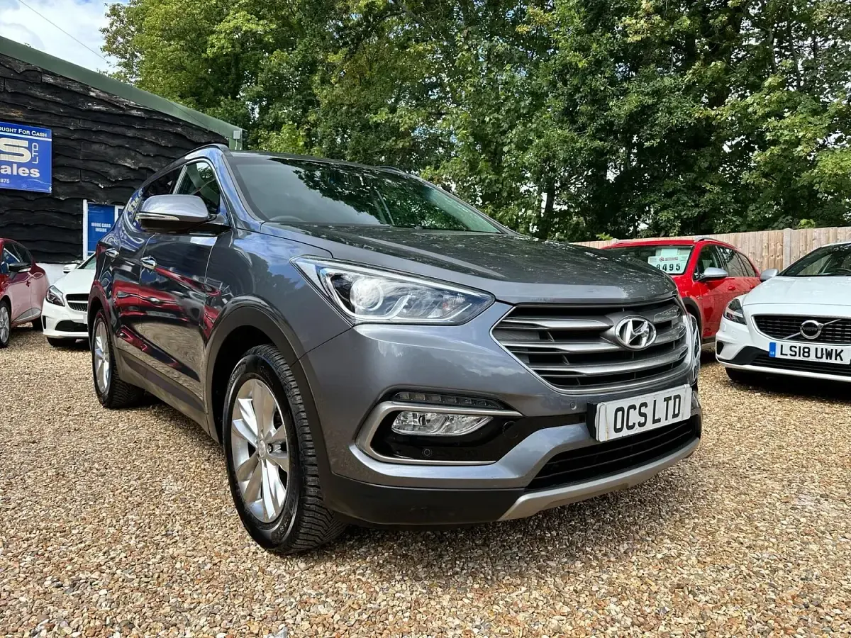 Used Hyundai Santa Fe Premium 200 HP (147 kW) 2017 Silver SUV