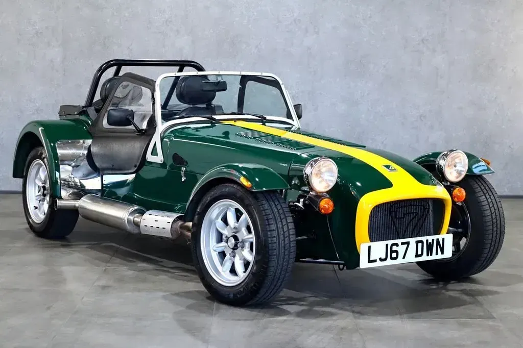 Used Caterham Seven 135 HP (99 kW) 2018 Green Cabriolet