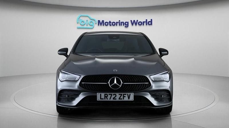Used Mercedes CLA180 Shooting Brake Executive 136 HP (100 kW) 2022 Grey Estate