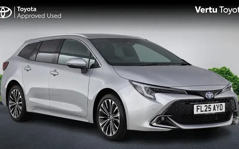 Used Toyota Corolla Design 140 HP (102 kW) 2026 Estate