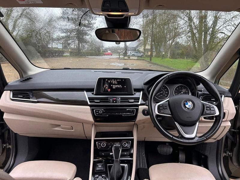 Used BMW 218 Luxury Line 2015 Silver Hatchback