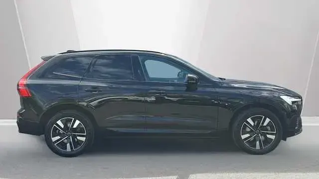 Usado Volvo XC60 Plus 250 HP (183 kW) 2026 SUV
