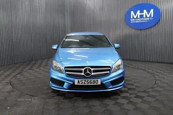 Used Mercedes A180 AMG 2014 Blue Hatchback