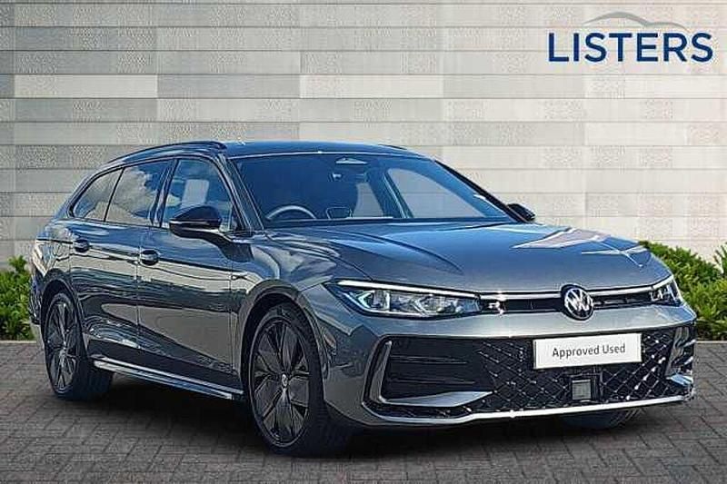 New 2025 VW Passat Estate | £44,990 - Image 1/4