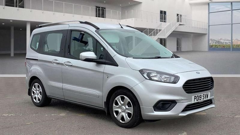 Silver Used 2019 Ford Tourneo Courier Zetec MPV | £9,900 (Fair price) - Image 1/4