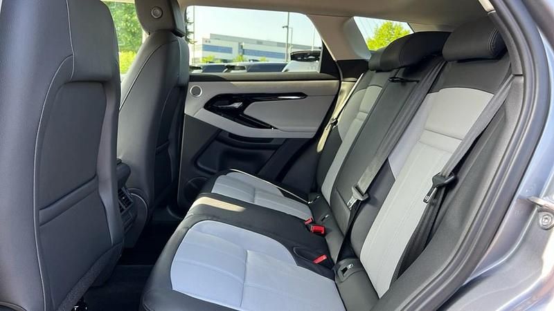 Used Land Rover Range Rover evoque SE Dynamic 204 HP (150 kW) 2025 Grey SUV