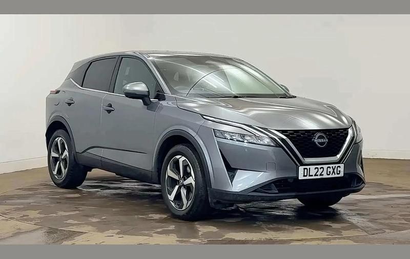 Grey Used 2022 Nissan Qashqai N-Connecta SUV | £17,576 (Good price) - Image 1/3