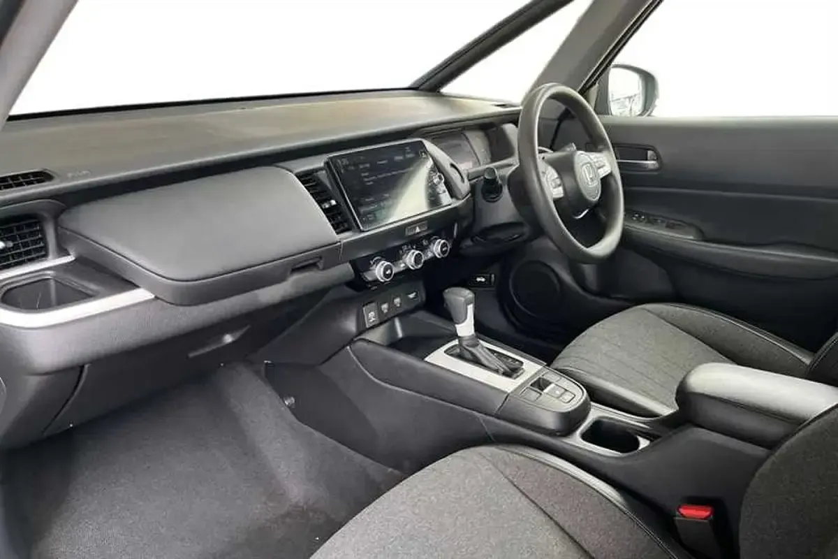 Used Honda Jazz Hybrid 109 HP (80 kW) 2023 Black Hatchback