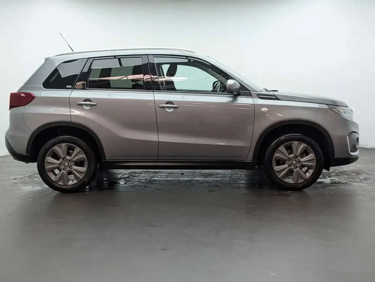Used Suzuki Vitara SZ-T 129 HP (94 kW) 2022 Grey SUV