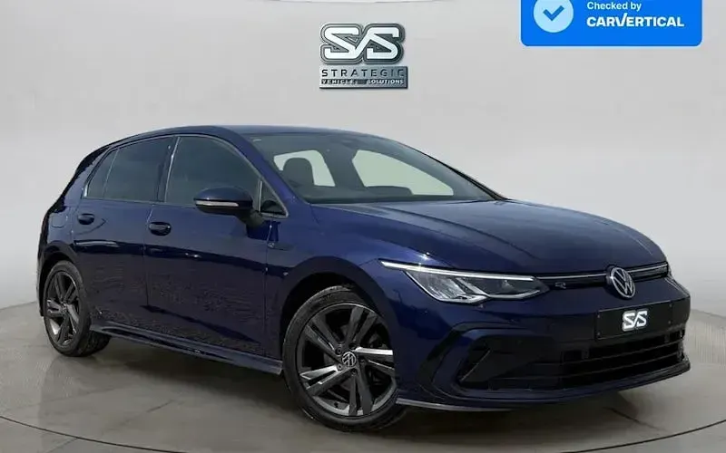 Used VW Golf VIII R-line 150 HP (110 kW) 2023 Hatchback