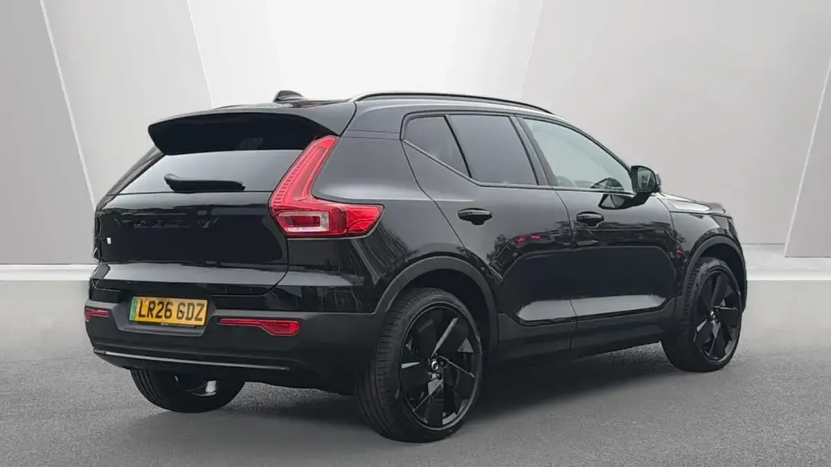 Używany Volvo EX40 Ultra 325 kW (442 KM) 2026 SUV