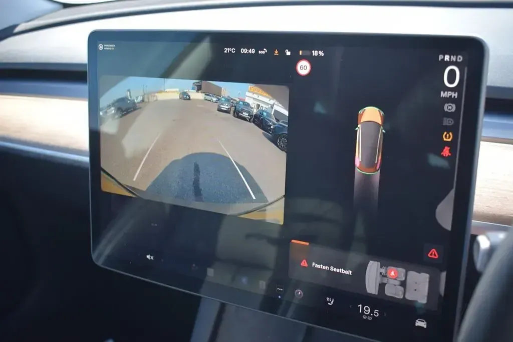 Used Tesla Model 3 RWD 208 kW (283 HP) 2022 Grey Sedan