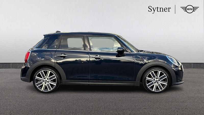 Used Mini Cooper Exclusive 134 HP (98 kW) 2022 Black Hatchback