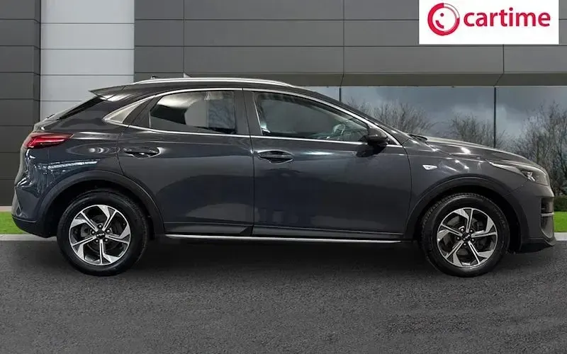 Used Kia XCeed 120 HP (88 kW) 2022 Grey SUV