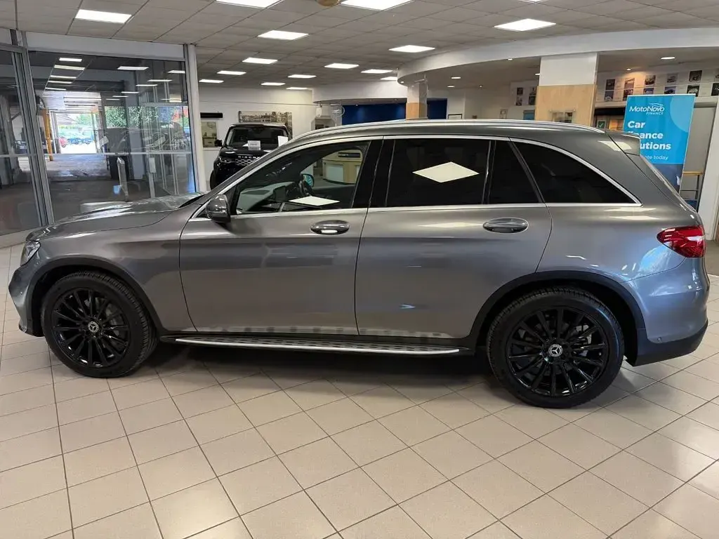 Used Mercedes GLC250 AMG line 2018 Grey SUV