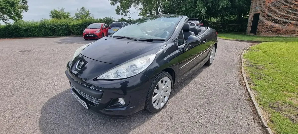 Used Peugeot 207 CC Allure 112 HP (82 kW) 2014 Black Cabriolet