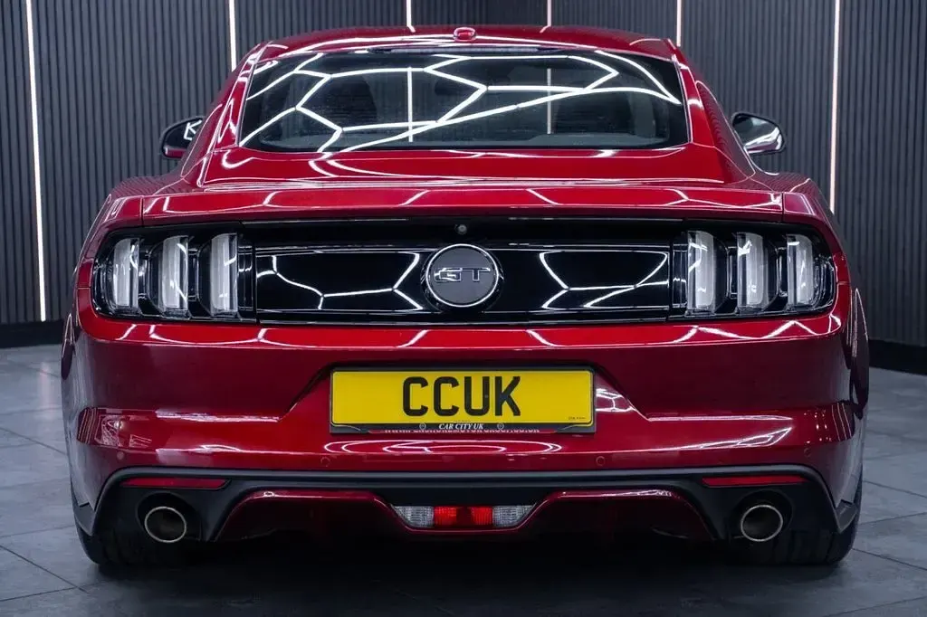 Used Ford Mustang GT Fastback 416 HP (305 kW) 2016 Red Coupe