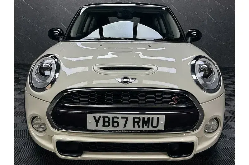 Second-hand Mini Cooper S Hatch 2017 Alb Hatchback