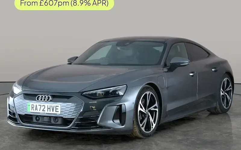Used Audi e-tron GT quattro Comfort 389 kW (530 HP) 2023 Sedan