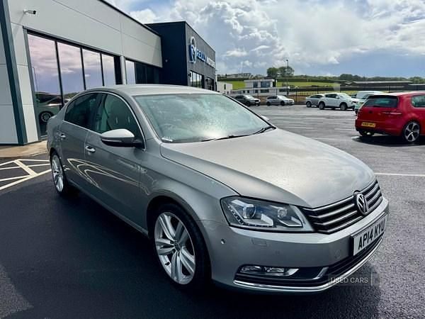 Silver Used 2014 VW Passat Executive Sedan | £6,995 (A bit pricey) - Image 1/4