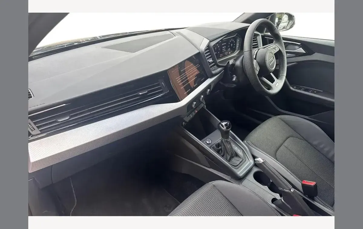 Used Audi A1 S-Line 94 HP (69 kW) 2026 Black SUV