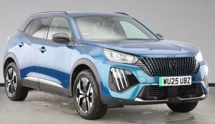 Blue Used 2025 Peugeot e-2008 Allure SUV | £19,700 (Expensive) - Image 1/2