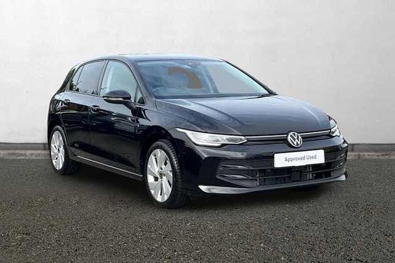 Used 2025 VW Golf VIII | £23,990 (Fair price) - Image 1/4