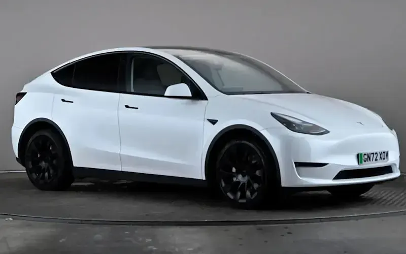 Used Tesla Model Y Long Range AWD 286 kW (389 HP) 2025 SUV