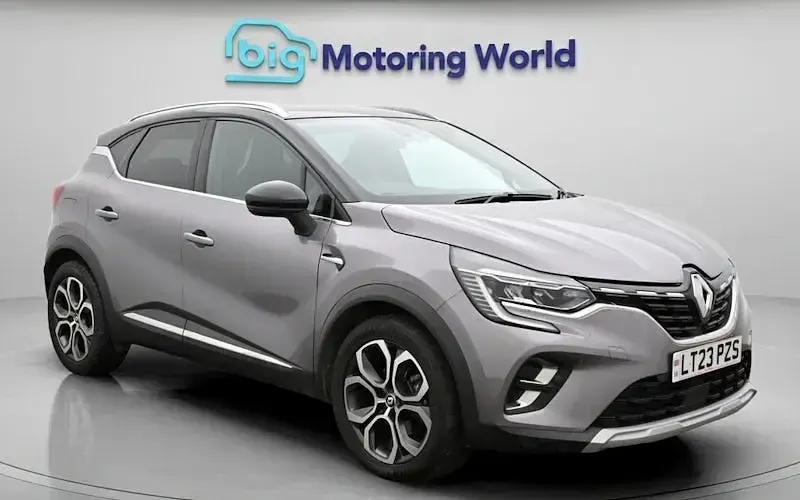 Second-hand Renault Captur Techno 143 CP (105 kW) 2024 SUV