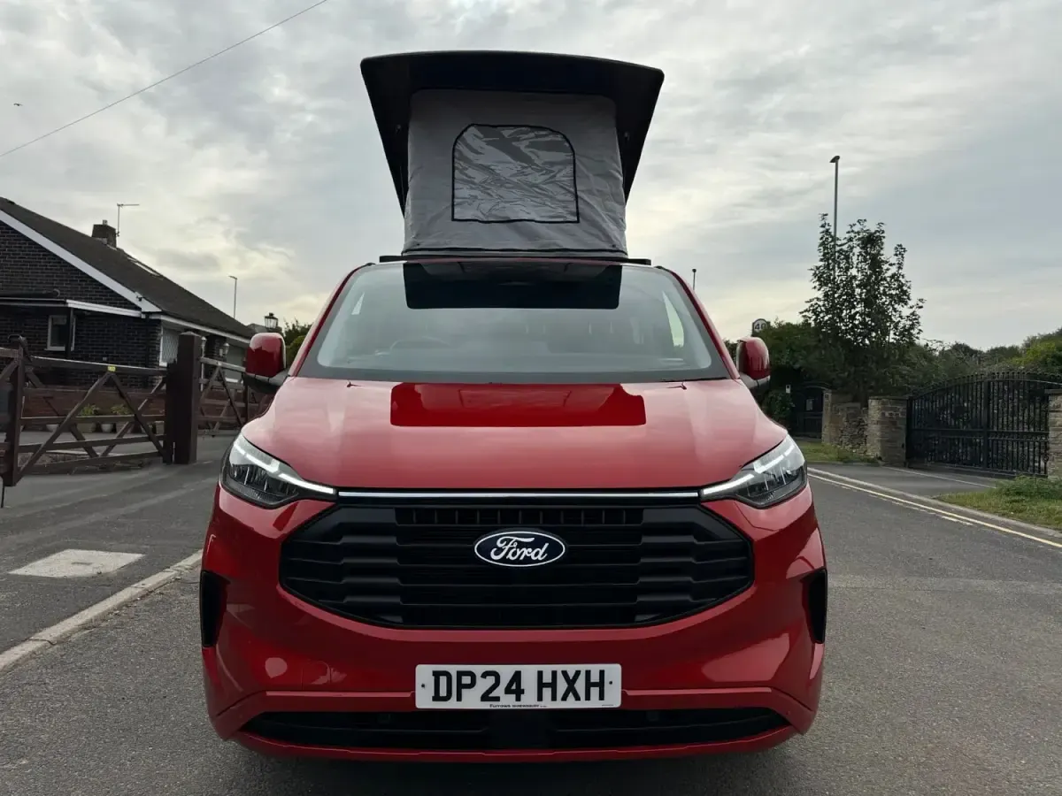 Usado Ford Transit Custom Limited 2024 Vermelho Monovolume