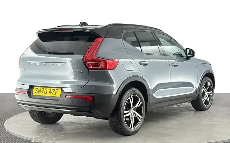 Used Volvo XC40 R-Design 163 HP (119 kW) 2020 Grey SUV
