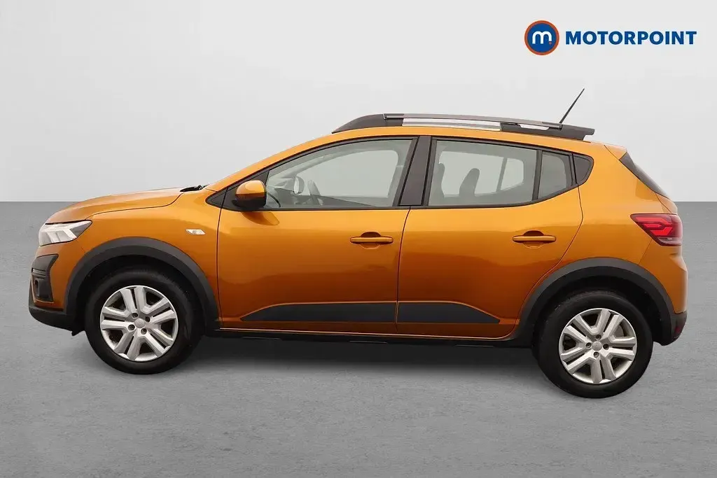 Używany Dacia Sandero Expression 2023 Pomarańczowy Hatchback