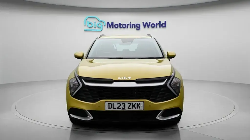 Usado Kia Sportage 148 HP (108 kW) 2023 Amarelo SUV