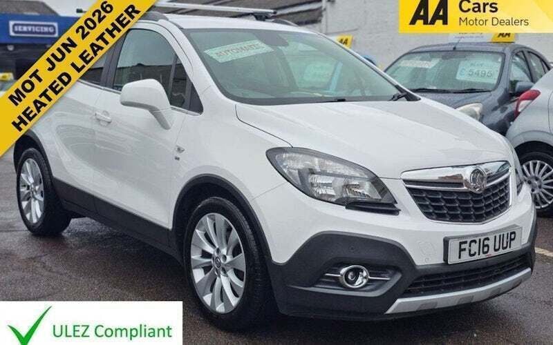 White Used 2016 Vauxhall Mokka SUV | £9,495 (Fair price) - Image 1/3