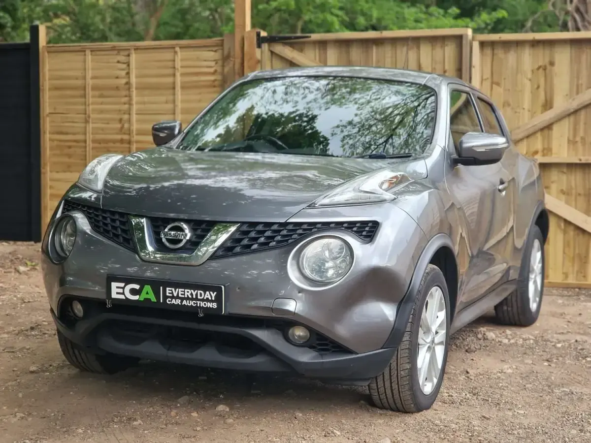 Używany Nissan Juke Acenta 2015 Szary SUV
