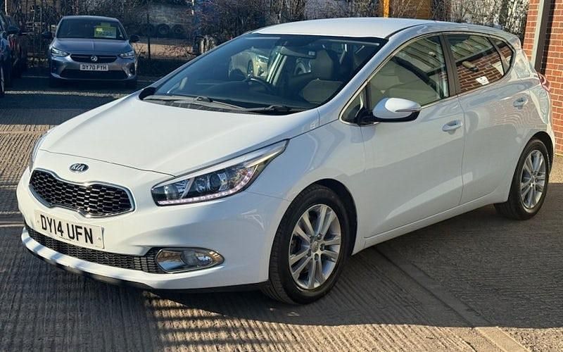Used Kia Ceed 128 HP (94 kW) 2015 Hatchback