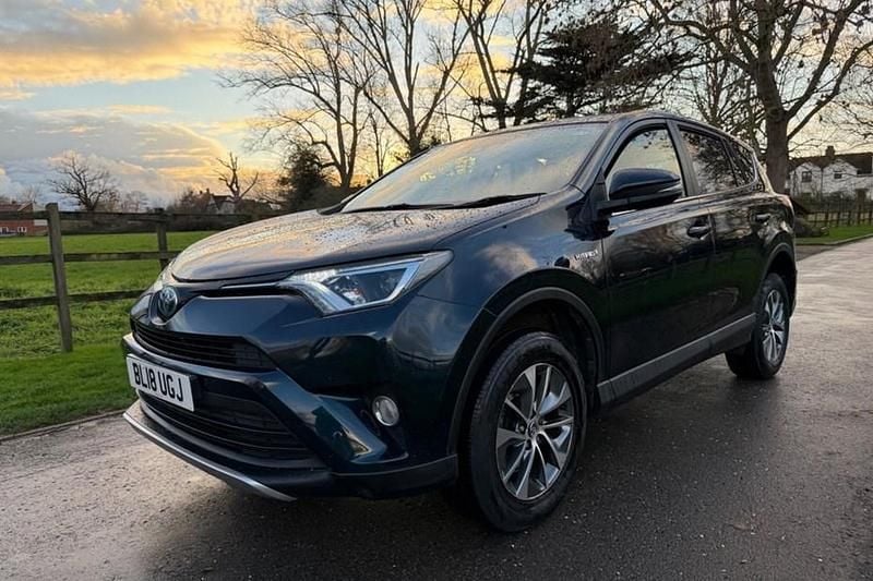 Used Toyota RAV4 Hybrid 2018 SUV