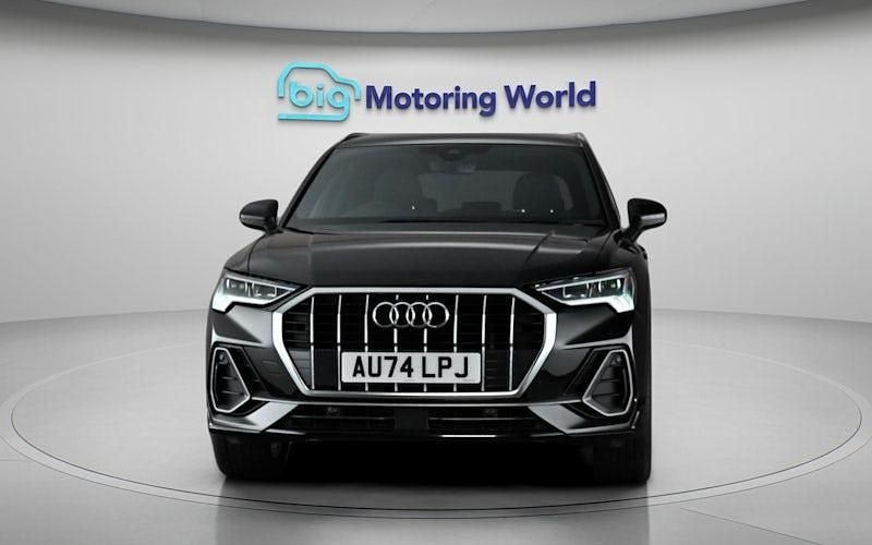 Used Audi Q3 S-Line 150 HP (110 kW) 2026 SUV
