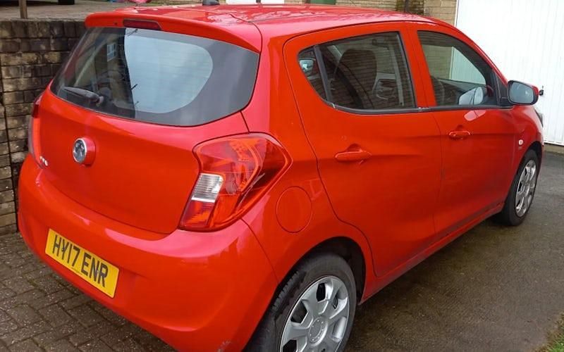 Used Vauxhall Viva 75 HP (55 kW) 2017 Red Hatchback