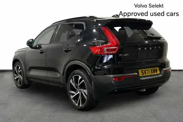 Used Volvo XC40 R-Design Pro 250 HP (183 kW) 2021 Black SUV
