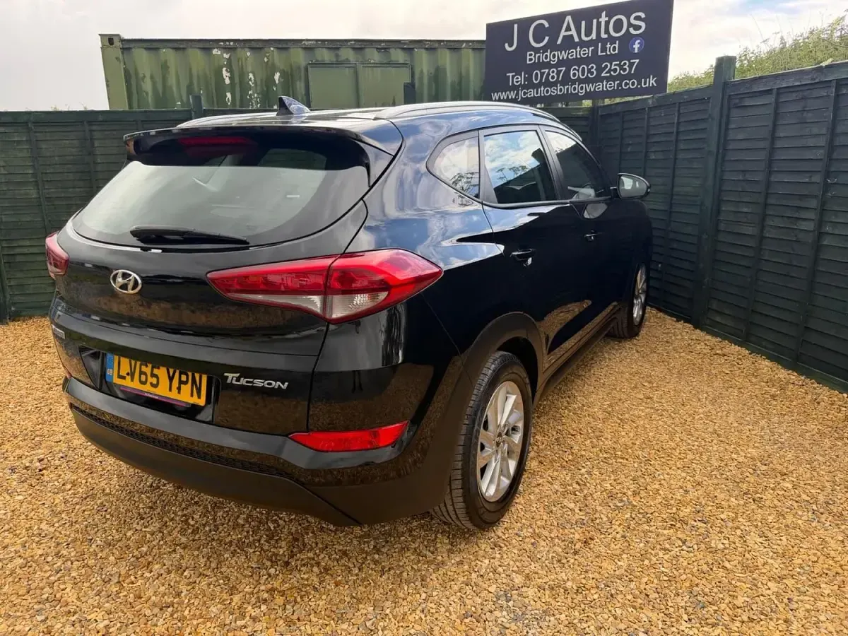 Used Hyundai Tucson SE 116 HP (85 kW) 2015 Black SUV