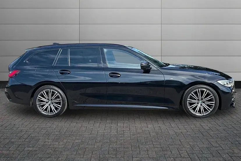 Used BMW 320 M Sport 187 HP (137 kW) 2020 Black Estate