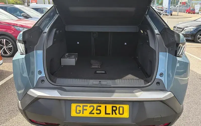 Used Peugeot 3008 Allure 136 HP (100 kW) 2025 Blue SUV