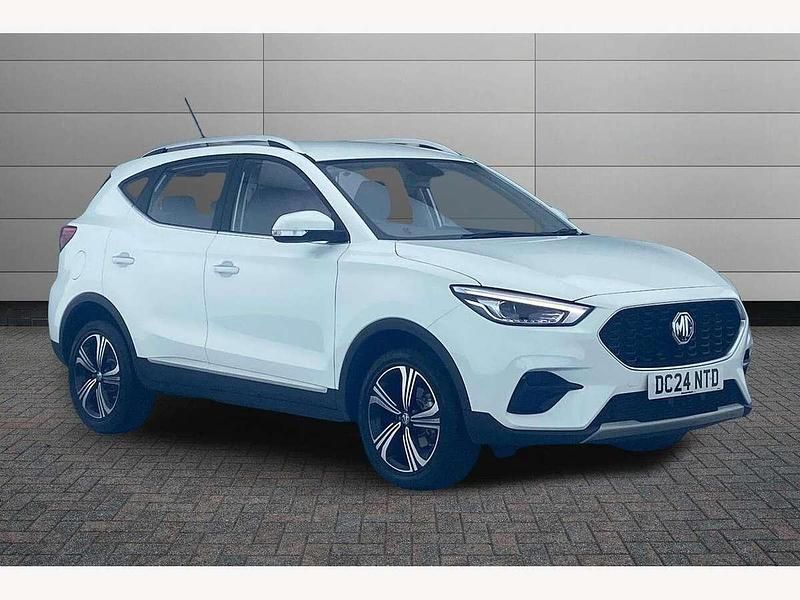 White Used 2024 MG ZS Excite Sedan | £15,245 (Fair price) - Image 1/3