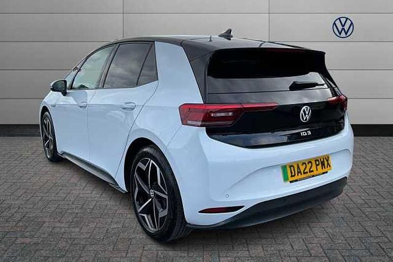 Used VW ID.3 Pro 150 kW (204 HP) 2022 White Hatchback